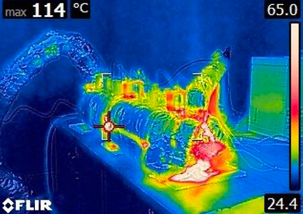 Infrared view of a table-top thermal storage element.